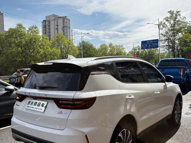 Geely Vision X6 — Фото автомобиля 4