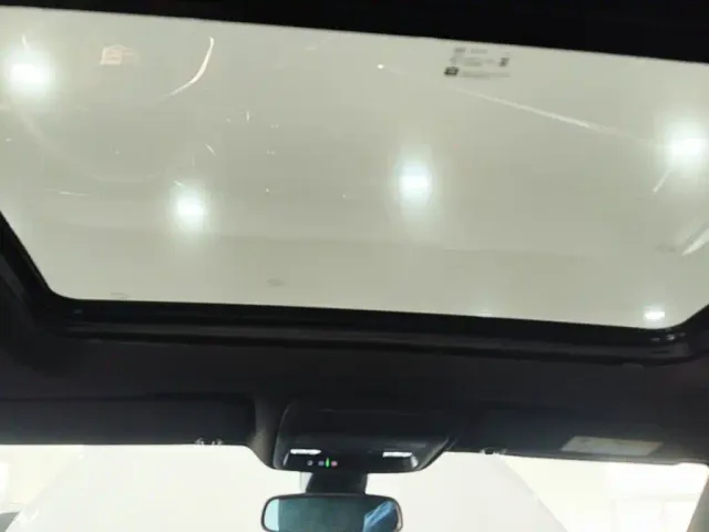 Cadillac XT5 — Фото автомобиля 17