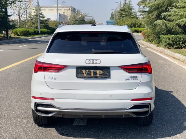 Audi Q3 — Фото автомобиля 6