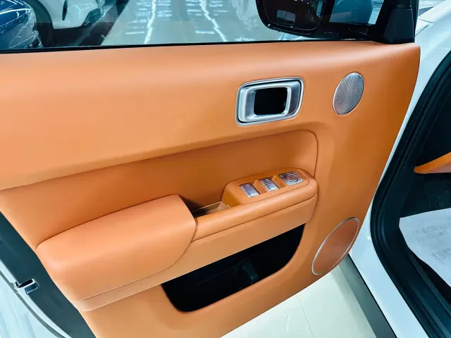 Li Auto L7 — Фото автомобиля 30