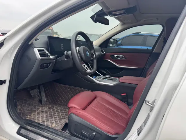 BMW i3 — Фото автомобиля 4