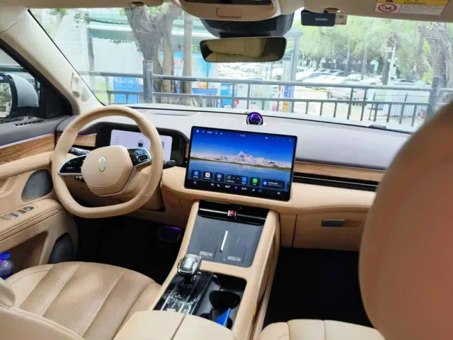 Aito M7 — Фото автомобиля 11