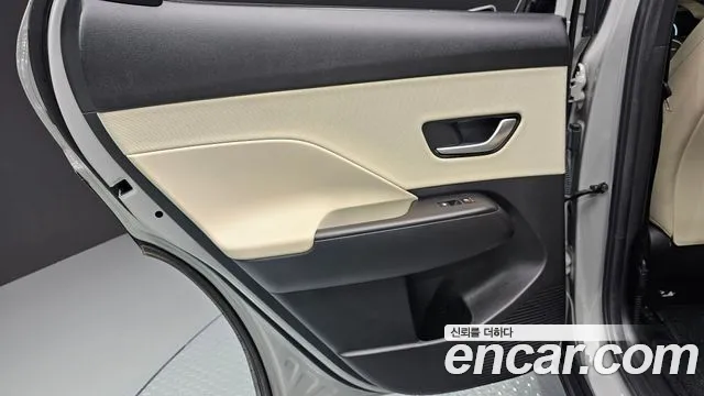 Hyundai Kona SX2 — Фото автомобиля 14