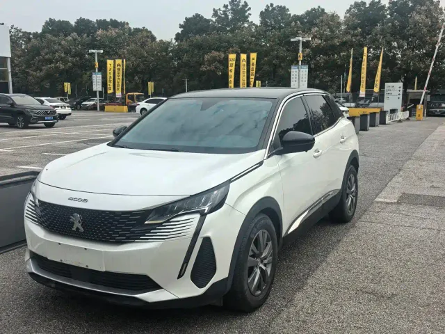 Фотография автомобиля — Peugeot 4008