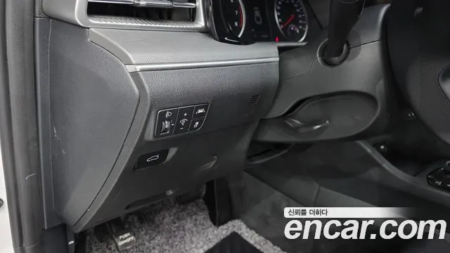 Kia K5 K5 3 поколение 2.0 LPI(Для проката) — Фото автомобиля 18