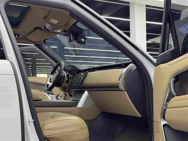 Land Rover Range Rover — Фото автомобиля 10
