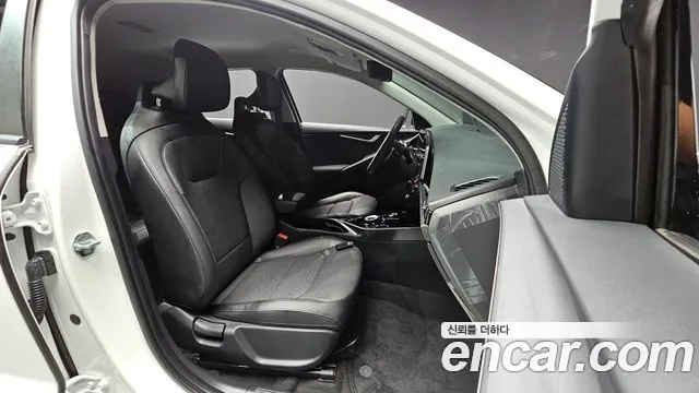 Kia Niro — Фото автомобиля 16