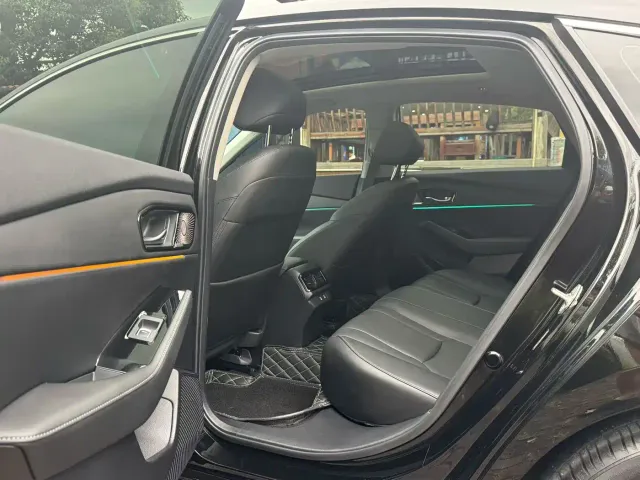 Honda Accord — Фото автомобиля 6
