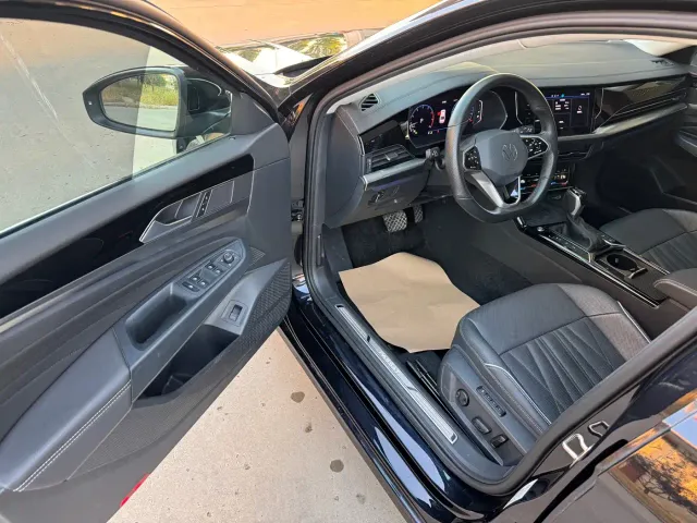 Volkswagen Passat — Фото автомобиля 2