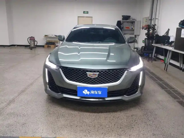 Cadillac CT5 — Фото автомобиля 2