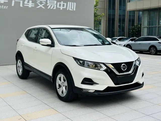 Nissan Qashqai — Фото автомобиля 3