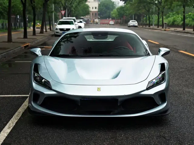 Ferrari F8 — Фото автомобиля 2