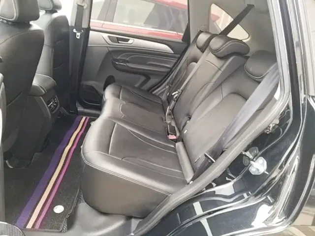 Haval M6 — Фото автомобиля 16