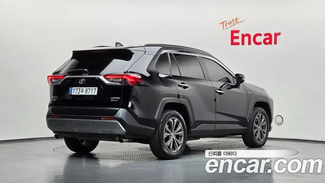 Toyota RAV4 5th Gen — Фото автомобиля 2