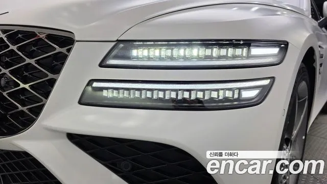 Genesis G80 Бензин 3.5 турбо AWD — Фото автомобиля 16