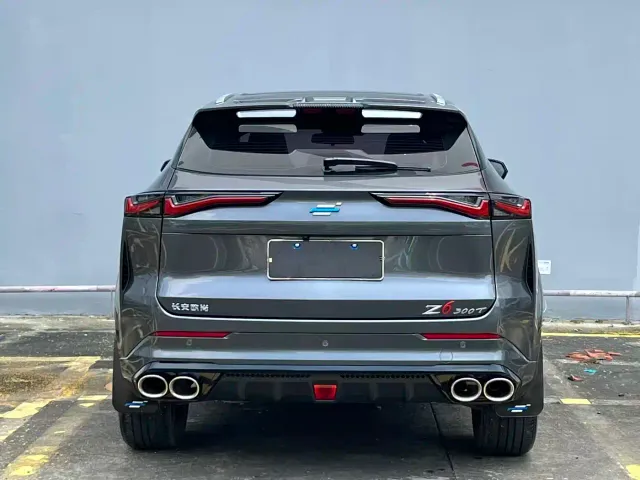 Changan Z6 — Фото автомобиля 5