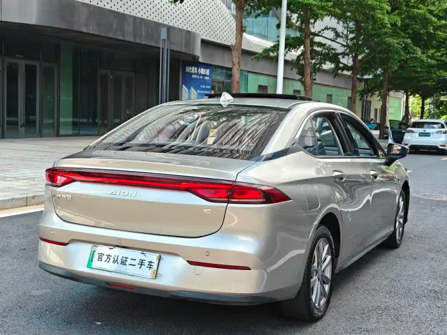 GAC Aion S — Фото автомобиля 8