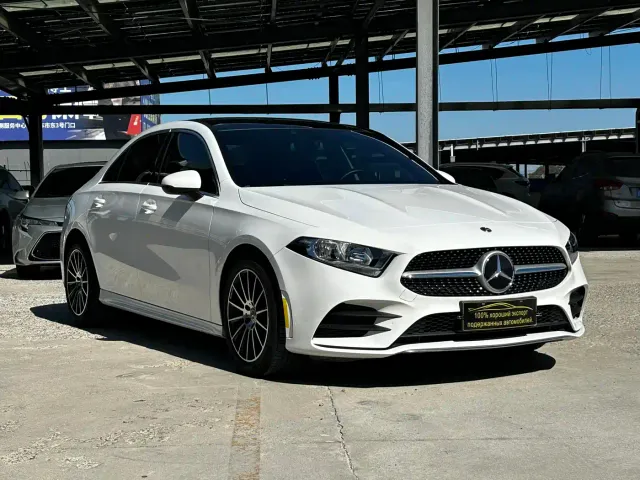 Mercedes-Benz A-Class — Фото автомобиля 3