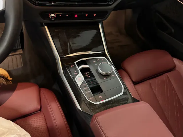 BMW 3 Series — Фото автомобиля 9