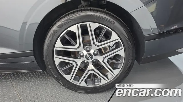 Hyundai Grandeur GN7 — Фото автомобиля 6