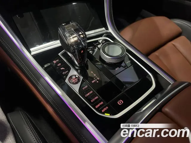 BMW 8 Series G15 — Фото автомобиля 8
