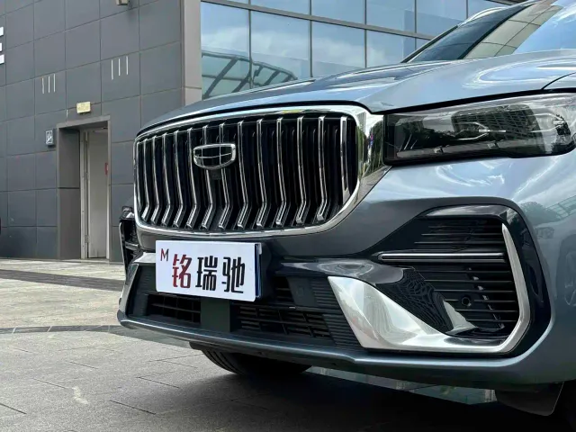 Geely Xingyue L — Фото автомобиля 12