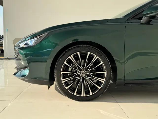 MG 7 — Фото автомобиля 15