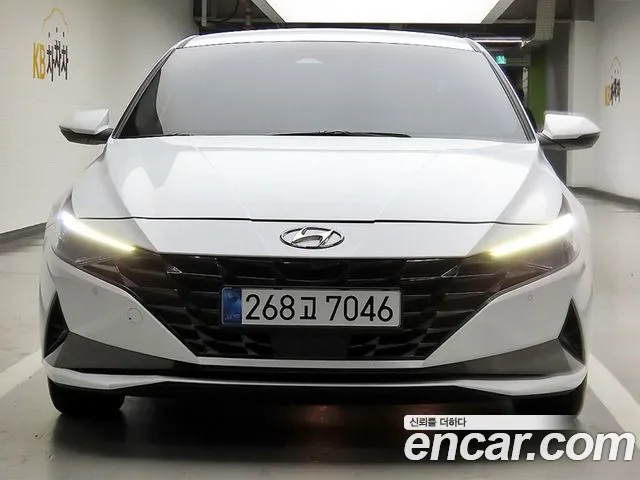 Hyundai Avante CN7 — Фото автомобиля 2
