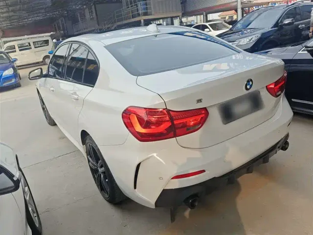 BMW 1 Series — Фото автомобиля 4