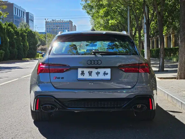 Audi RS 6 — Фото автомобиля 5