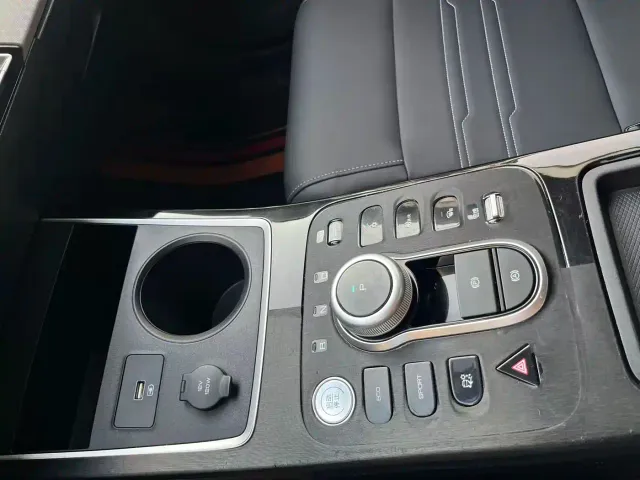 BYD Qin — Фото автомобиля 19
