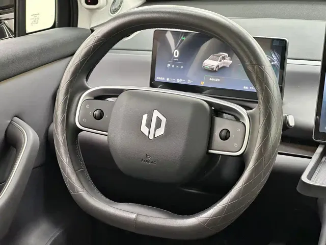 Leapmotor C16 — Фото автомобиля 23