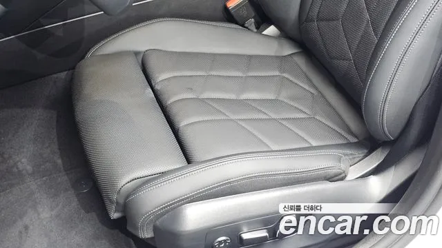 BMW 5-Series — Фото автомобиля 30