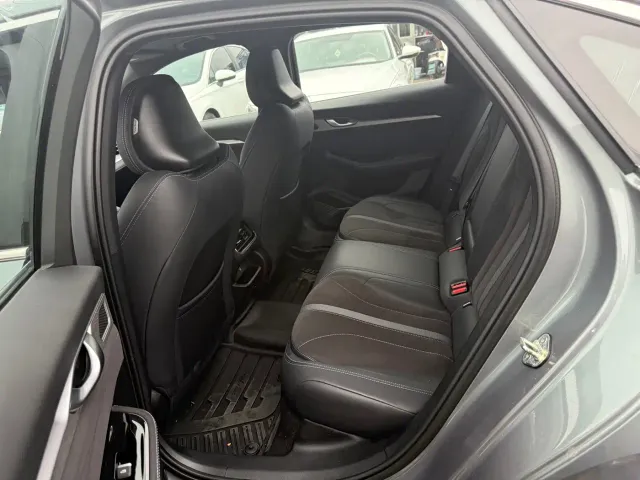 Geely Xingrui — Фото автомобиля 9