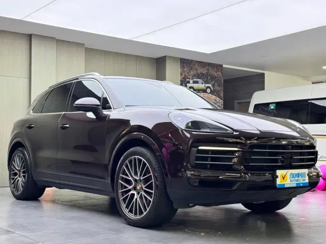 Porsche Cayenne — Фото автомобиля 3