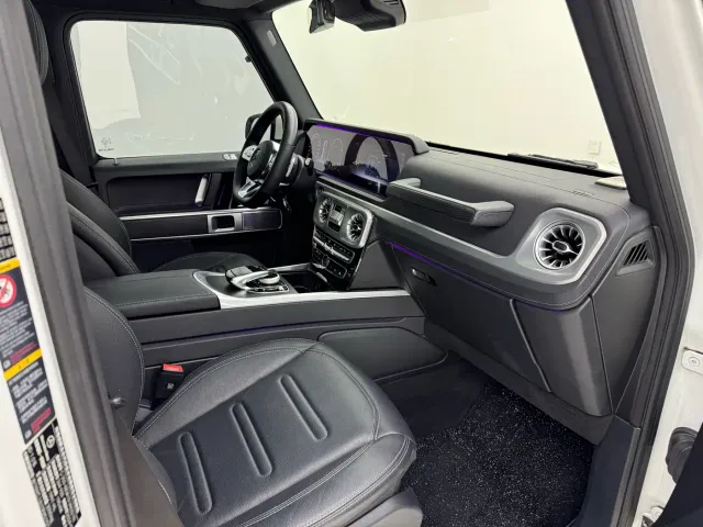 Mercedes-Benz G-Class — Фото автомобиля 14