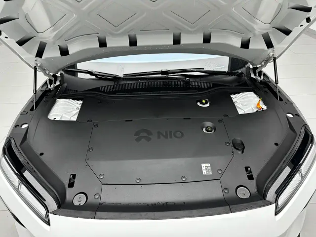 Nio ET5 Touring — Фото автомобиля 17
