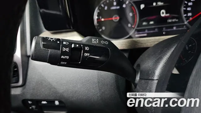 Kia Sorento Sorento 4-е поколение Дизель 2.2 2WD — Фото автомобиля 20