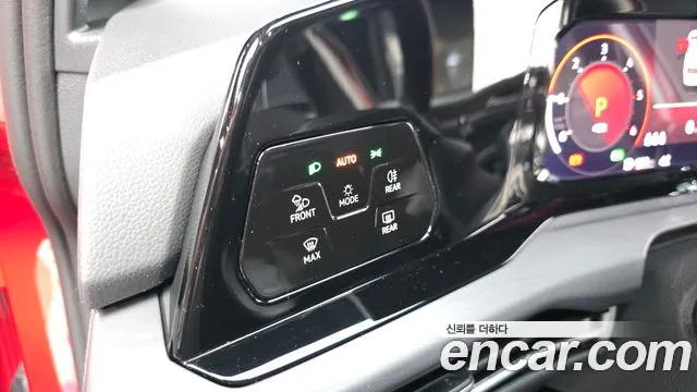 Volkswagen Golf Golf 8 поколение 2.0 TDI Prestige — Фото автомобиля 29