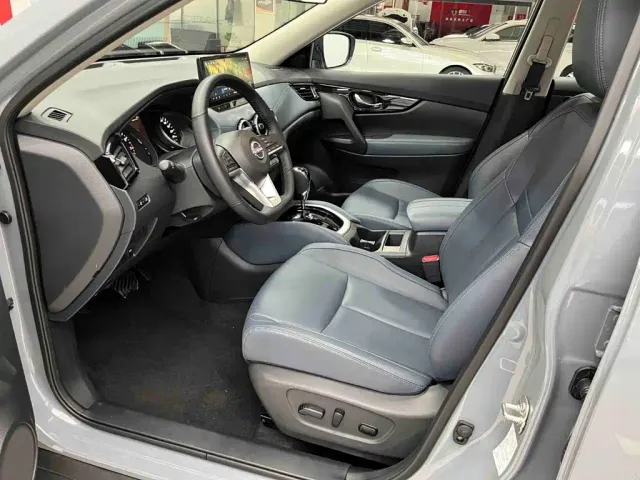 Nissan X-Trail — Фото автомобиля 15