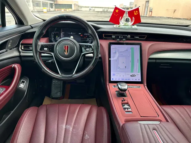 Hongqi H5 — Фото автомобиля 4