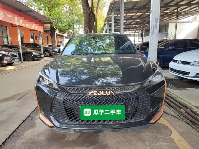 Dongfeng Yixuan — Фото автомобиля 2