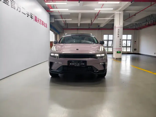Lynk & Co 06 — Фото автомобиля 7