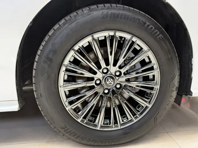 Toyota Sienna — Фото автомобиля 11