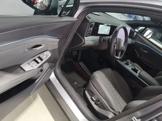 BYD Song L DM-i — Фото автомобиля 15