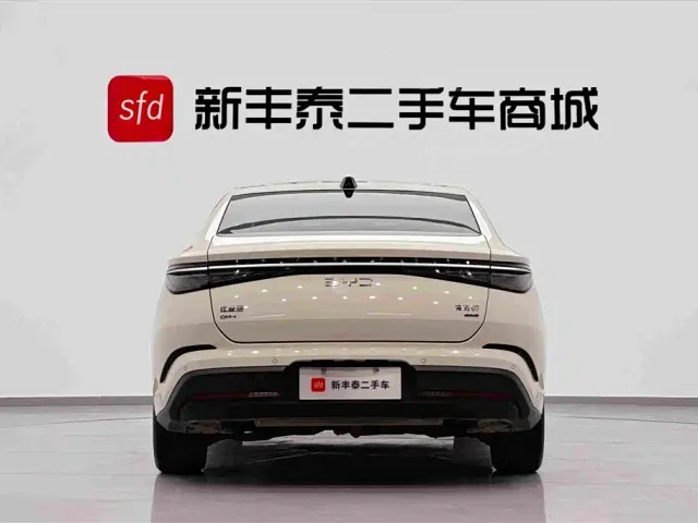 BYD Seal 07 DM-i — Фото автомобиля 7