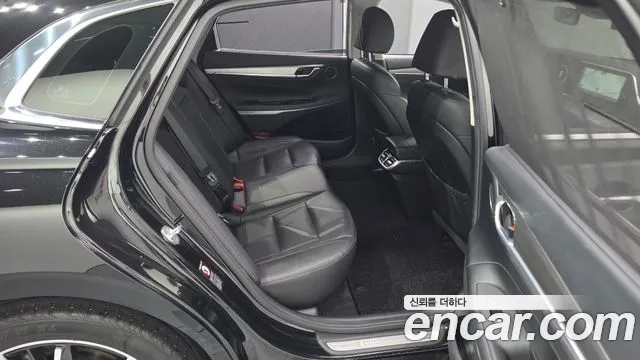 Hyundai Grandeur Новый Grandeur IG 3.0 LPi (Для проката) — Фото автомобиля 9