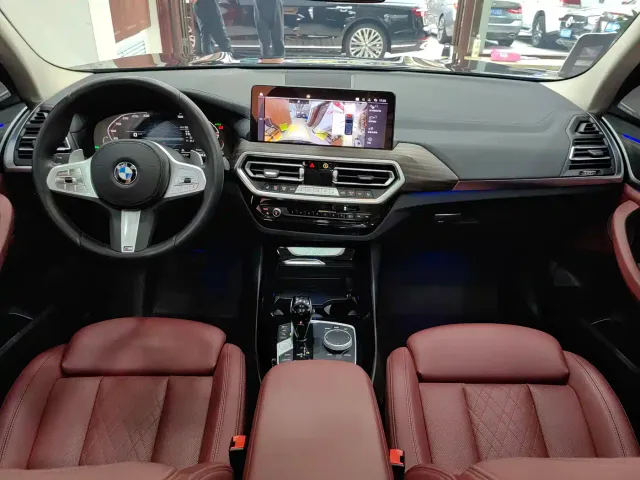 BMW X3 — Фото автомобиля 10