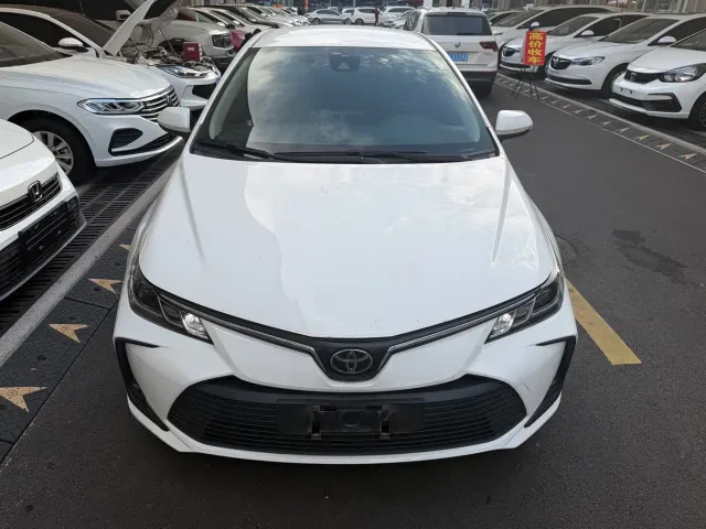 Toyota Corolla — Фото автомобиля 2