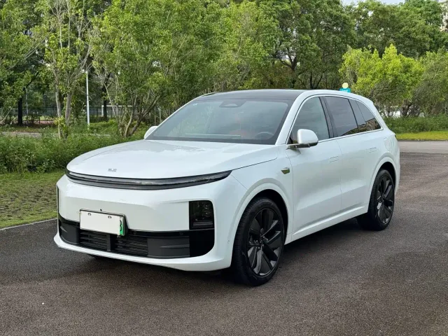 Фотография автомобиля — Li Auto L6